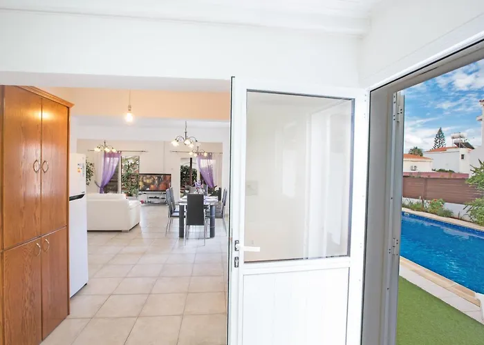 Dionysos Vilă Protaras